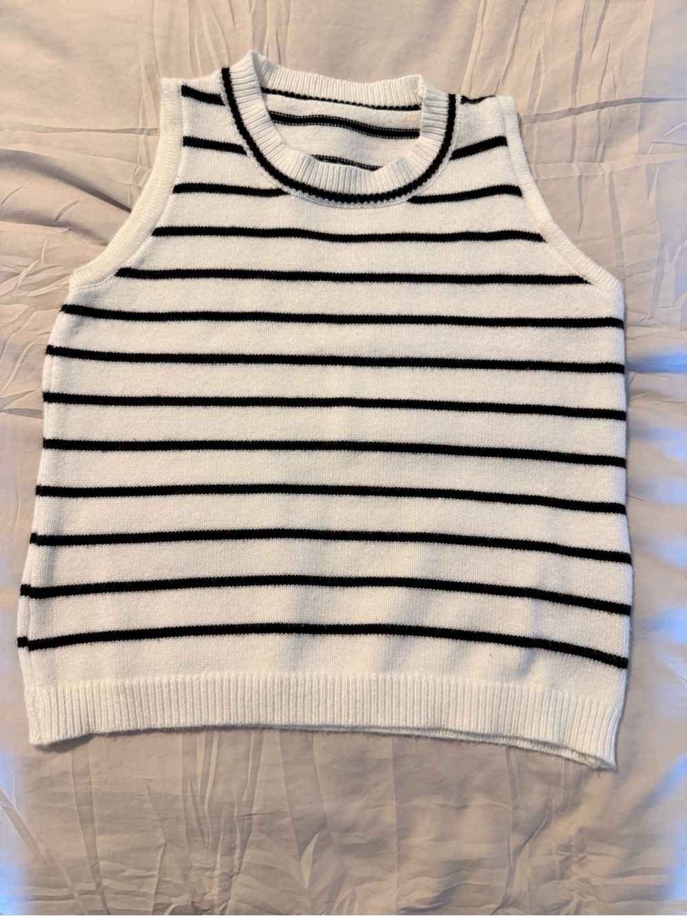 SHEIN White Cropped Sweater with Black Stripes